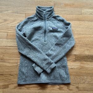 Patagonia gray quarter zip - Size S